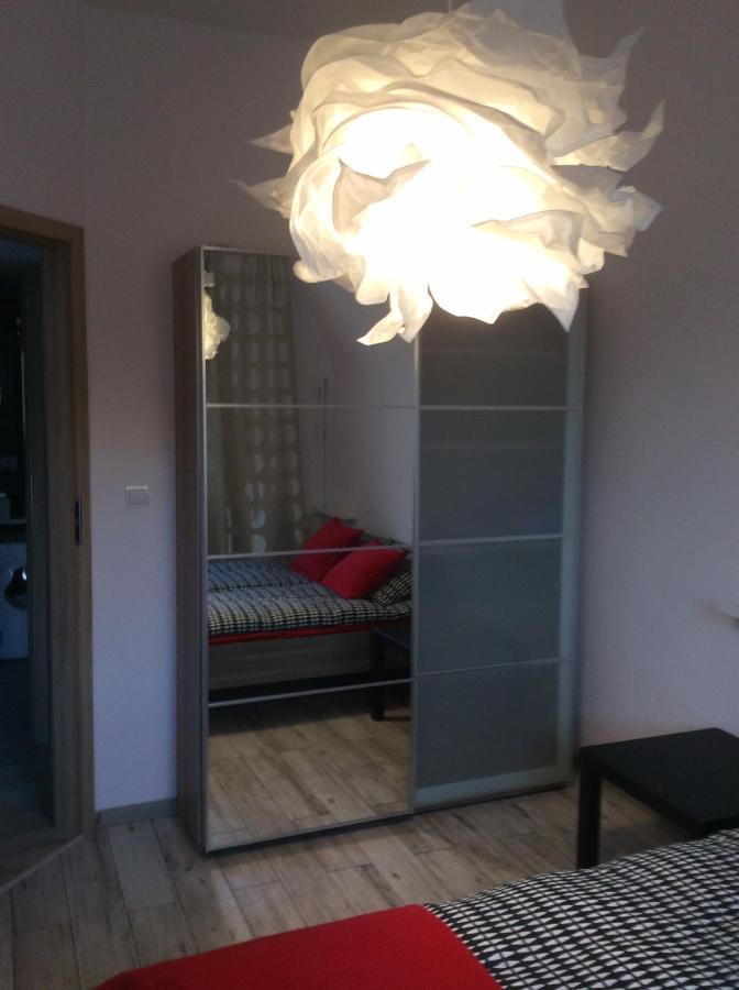 Mieszkanie Na Placu Solnym Wroclaw Bagian luar foto