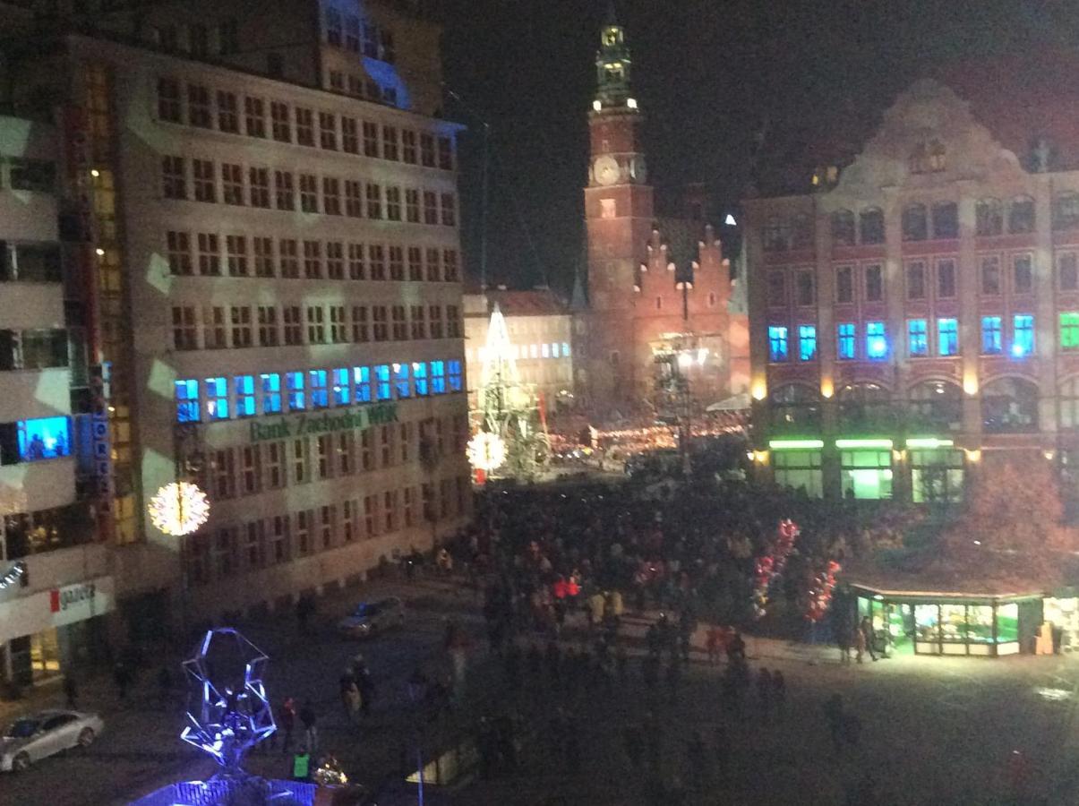 Mieszkanie Na Placu Solnym Wroclaw Ruang foto